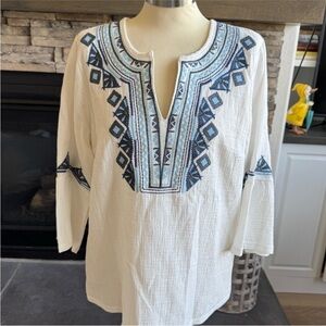 Solitaire Ivory Tunic with Navy Embroidery